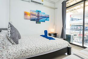 Cozy TownHouse HuaLampong