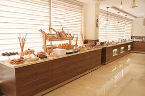 Lacosta Hotel