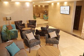 Lacosta Hotel
