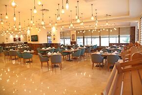 Lacosta Hotel
