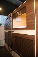 Capsule Hotel InterQUBE Tretyakovskaya