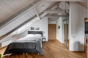 Piano Apartments