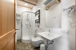 Piano Apartments