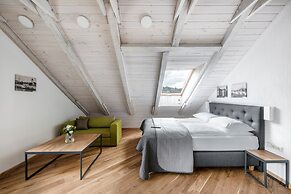Piano Apartments