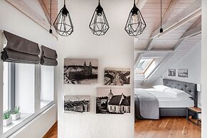 Piano Apartments