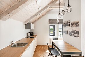 Piano Apartments