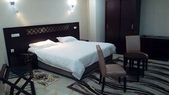 Al Mansour Palace