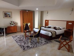 Al Mansour Palace