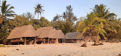 Mikadi Beach Camp