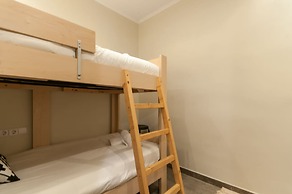 Lovely and Central 4 BR Apartment