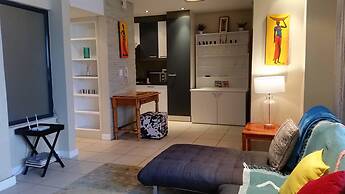 Cape Town Apartment with balcony