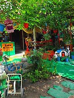 Side Tuana Garden Home