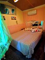 Side Tuana Garden Home