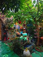 Side Tuana Garden Home