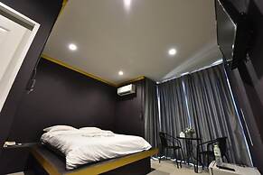 A.M.Place
