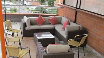 The 9's Aparta Hotel
