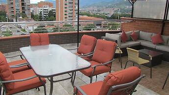 The 9's Aparta Hotel