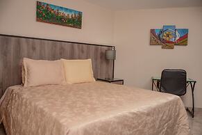 The 9's Aparta Hotel