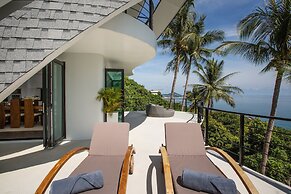 Villa Shadow