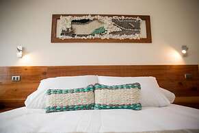 Maki Hotel