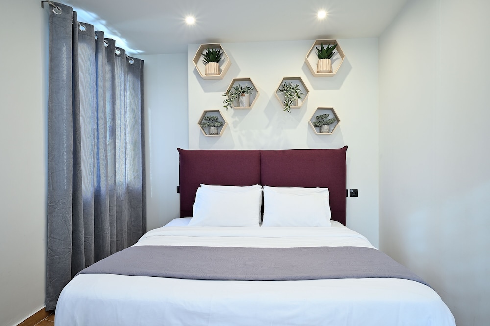 The Athens Version Luxury Suites