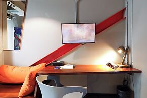MeStyle Garage Hotel