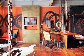 MeStyle Garage Hotel