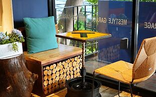 MeStyle Garage Hotel