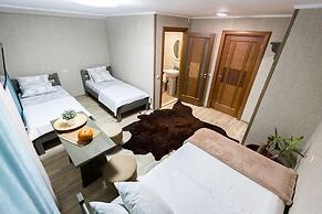 Shumak Hotel