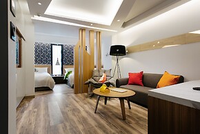 CHECK inn Taichung Zhongshan