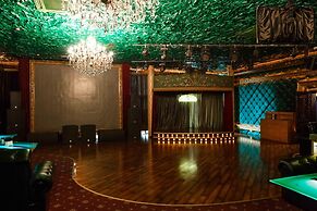 Grand Opera Hotel