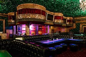 Grand Opera Hotel