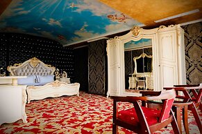 Grand Opera Hotel