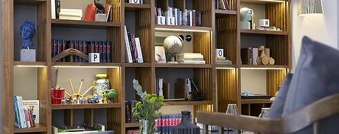 Apollon Library Suites