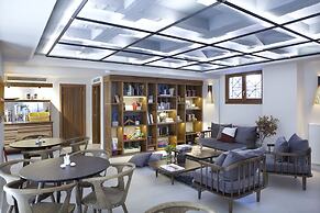 Apollon Library Suites
