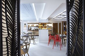 Apollon Library Suites