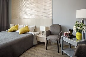 Grafit Hotel