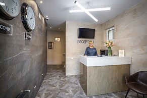 Grafit Hotel