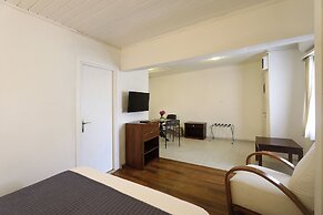 Sah Hotel