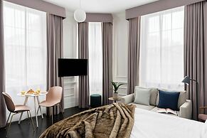 The Moorgate by Cove