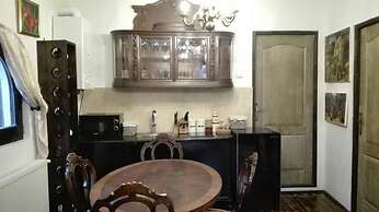 Lili's House
