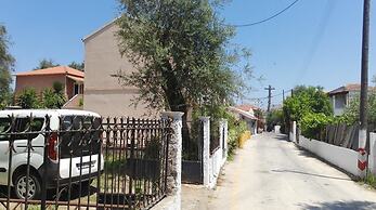 F S Kavos
