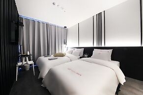 Hotel yaja wirye