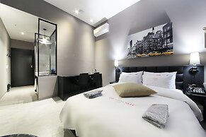 Hotel yaja wirye