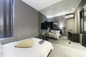 Hotel yaja wirye