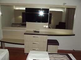 Bronze Hotel