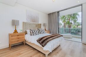 Mountain Marina Luxury Apartments
