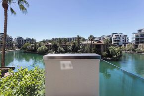 Mountain Marina Luxury Apartments