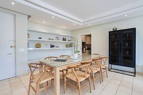 Mountain Marina Luxury Apartments