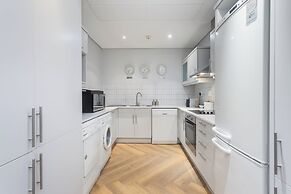 Mountain Marina Luxury Apartments